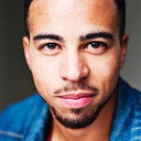 Aaron Anthony als Ian