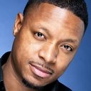 Johnse Allende Jr. als Idris
