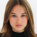 Honor Davis-Pye als Young Beth