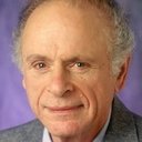Philip Sterling als Dr. Ronald Pratt