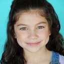 Taylor Pezza als Playground Girl