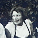 Marga Maasberg als Grundwaldts Mutter