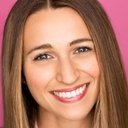Brittany Belland als Daphne Ellston