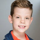 Kyle Hodgson als Hubcap (voice)