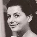Hertha Martin als Yvonne Sommer