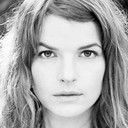 Lisa Jackson als Poppy