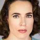 Beth Bartley als Parade Bystander 2