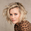 Jilana Stewart als Swimmer