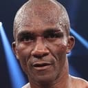 Sakio Bika als Self