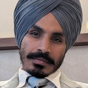 Davinder Singh Gill als Aujla
