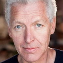 Tony Sheldon als Drew