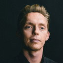 Joshua Fields Millburn als Self