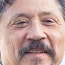 Carlos Bardem als Reggie San Pedro