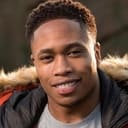 Imran Adams als Theo