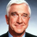 Leslie Nielsen als President Harris