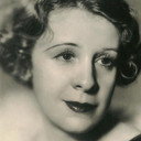 Carmen Rodríguez als Señora Rockwel