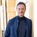 Jakob Øster als Peter