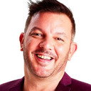 Joel Ross als Self - Host