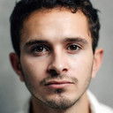 Grégoire Champion als Young man at the square