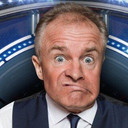 Bobby Davro als Self