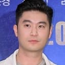 최자 als Self