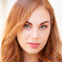 Briana Walden als Jogger