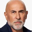 Carlo Rota als Dwight Logan