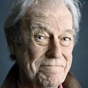 Gordon Pinsent als The President