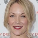 Andrea Anders als Principal Hayes