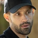 Joel Hyrland als Janus