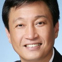 Yang Jae-Won als Chief Detective