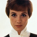 Julie Andrews als Amanda