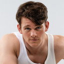 Jack Tomlinson als Dylan