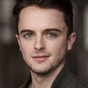 Stephen Ball als Clerk