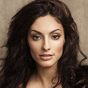 Erica Cerra als Jo Lupo