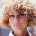 Jill Ireland als Leila Kalomi (archive footage)