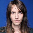 Lisa Hofer als Sabine Bonhoeffer
