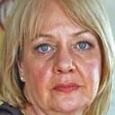 Sally Grace als Mrs. Julia Wicket (Voice)