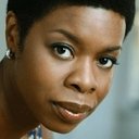 Roslyn Ruff als Donna - Costume Designer