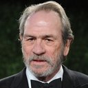 Tommy Lee Jones als Colonel Chester Phillips