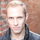 Andy Evans als Freddie