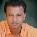 Shelley Malil als Haziz