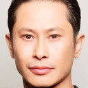 Tien Pham als Thang