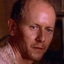Peter Gale als Mr. Victor
