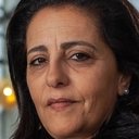 Areen Omari als Leïla Al Bezaaz