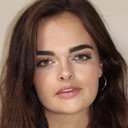 Megan Haly als Cashier