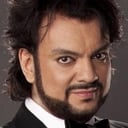 Filipp Kirkorov als Valentin