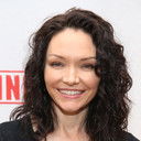 Katrina Lenk als Dr. Shine