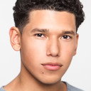 Alexander Dominguez als Joe