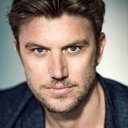 Adam Demos als Jake Taylor